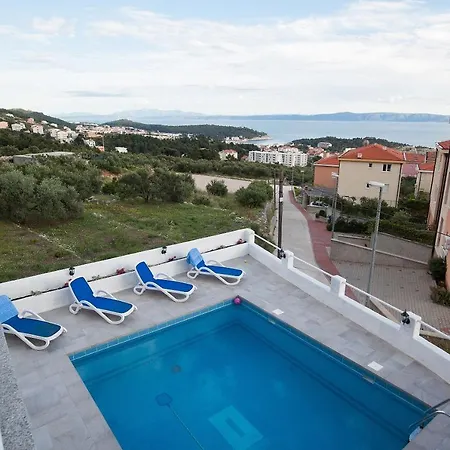 Holiday home Sandra - With Pool Makarska