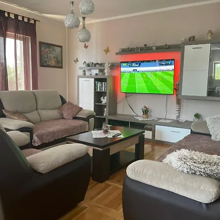 Sandra - With Pool Holiday home Makarska